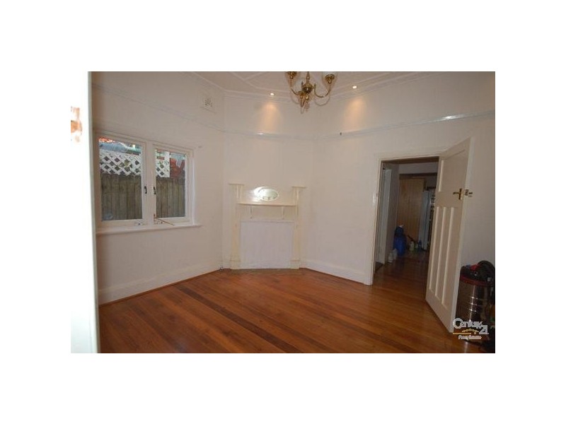 5 Alexandria Ave, Eastwood NSW 2122