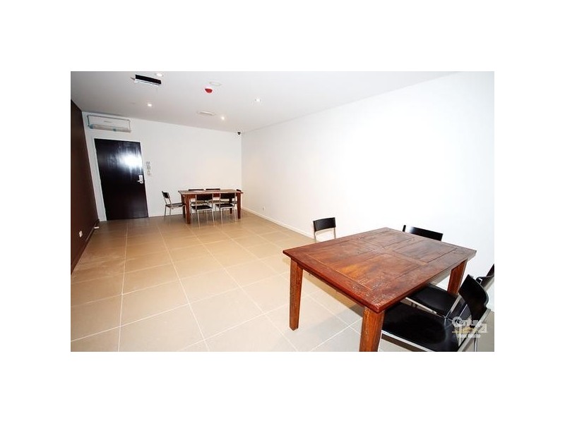 33-43 ROWE ST, Eastwood NSW 2122