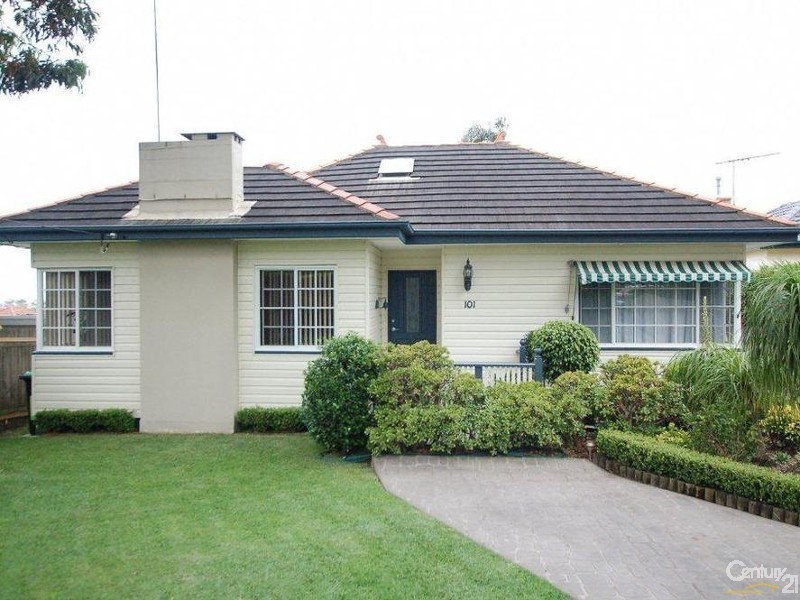 101 VICTOR ROAD, Dee Why NSW 2099