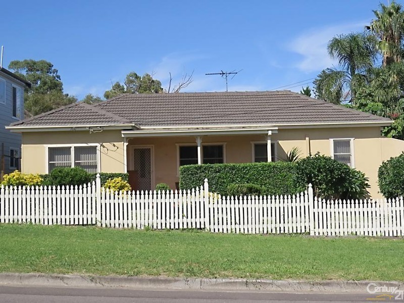 8 MAY ST, Constitution Hill NSW 2145