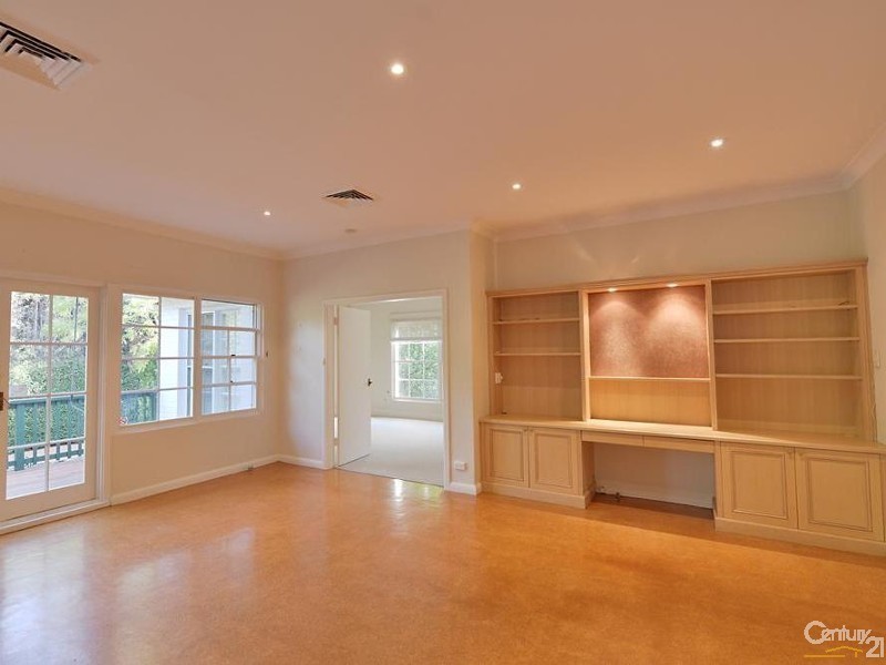 16 BOOLARONG ROAD, Pymble NSW 2073