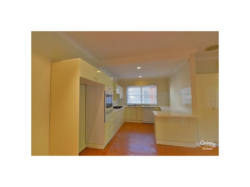 16 BOOLARONG ROAD, Pymble NSW 2073