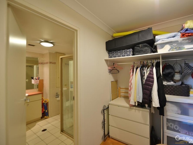 18/11 SETTLERS BLVD, Liberty Grove NSW 2138