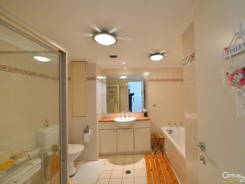 18/11 SETTLERS BLVD, Liberty Grove NSW 2138