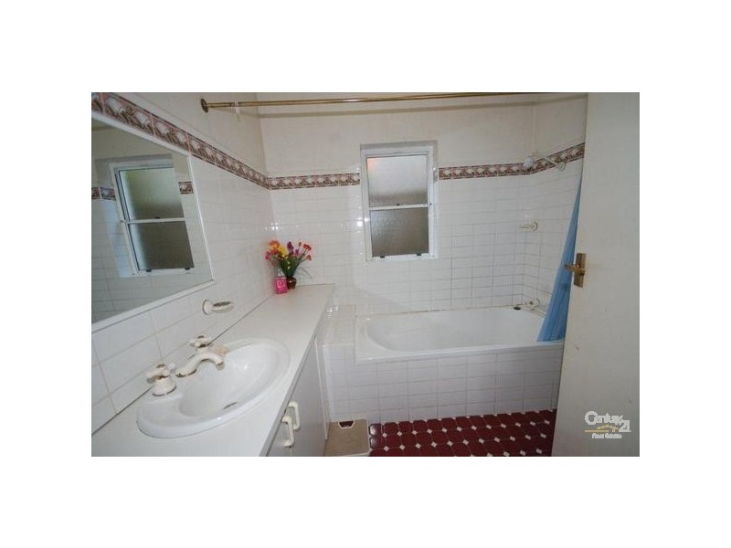 5 Alexandria Ave, Eastwood NSW 2122