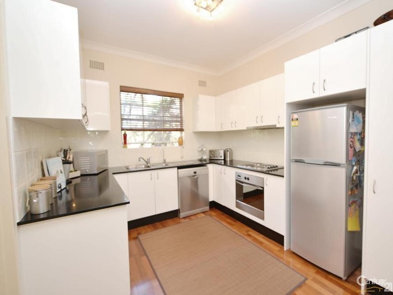 13/9-15 DOOMBEN AVENUE, Eastwood NSW 2122