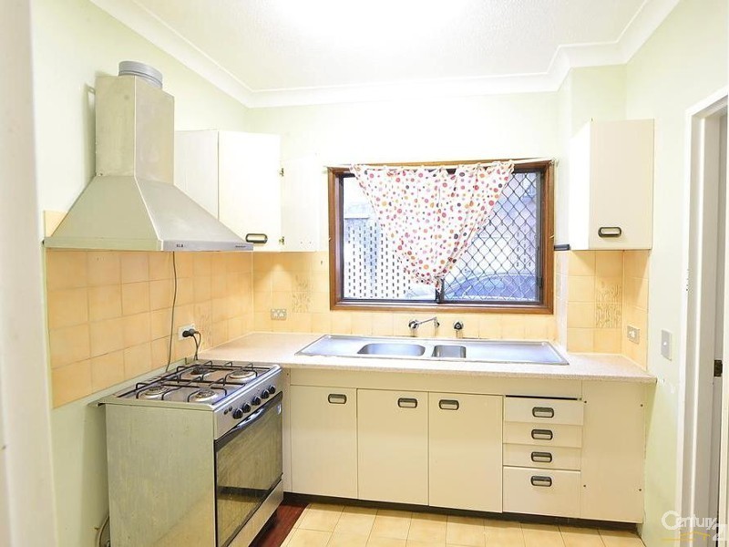 2/36  Doomben Ave, Eastwood NSW 2122