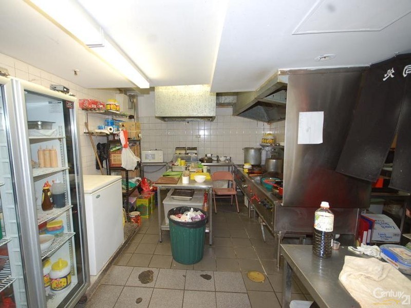 74-78 THE CORSO, Manly NSW 2095