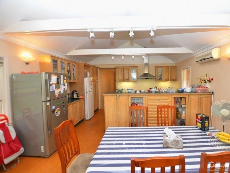 22 Gordon Crescent, Denistone NSW 2114