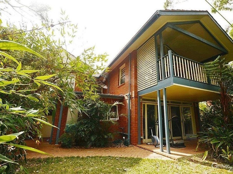 22 Gordon Crescent, Denistone NSW 2114