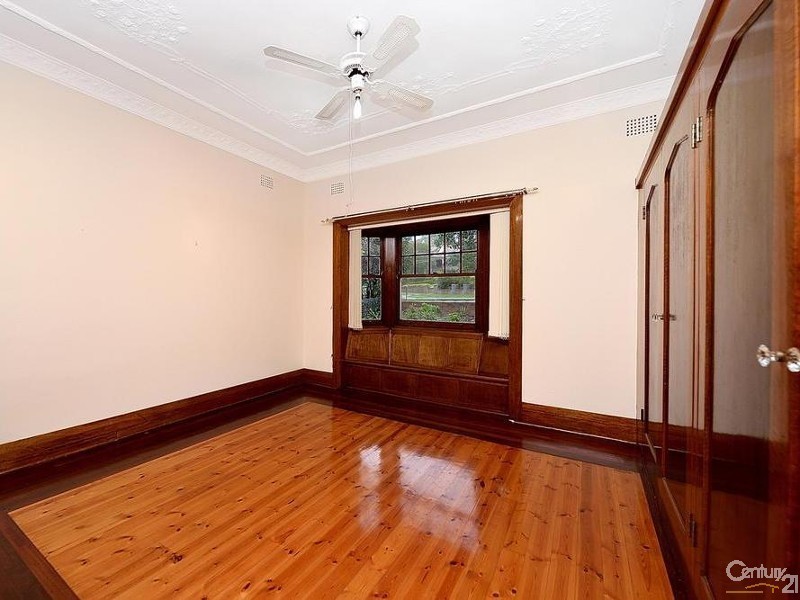 1E COCOS AVE, Eastwood NSW 2122