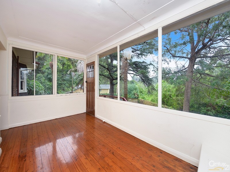 1E COCOS AVE, Eastwood NSW 2122