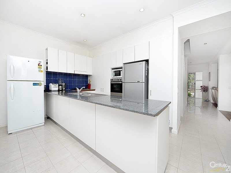 5 LATHAM TERRACE, Newington NSW 2127