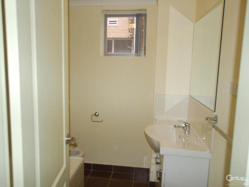 35 Railway Parade, Eastwood NSW 2122