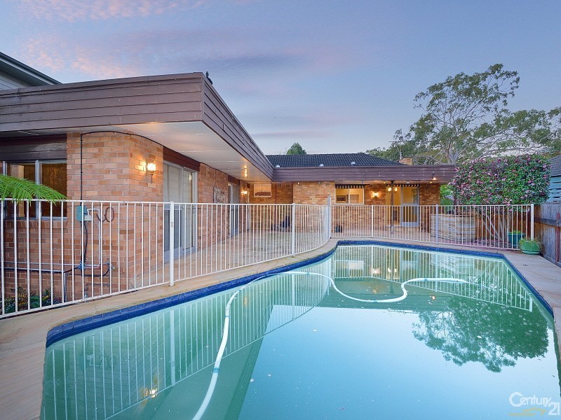 15 EDEN AVENUE, Turramurra NSW 2074