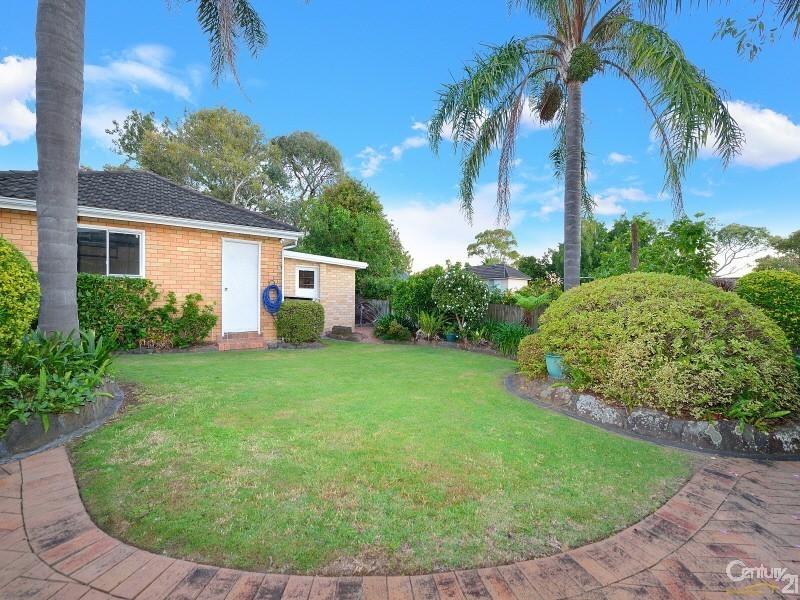 15 EDEN AVENUE, South Turramurra NSW 2074