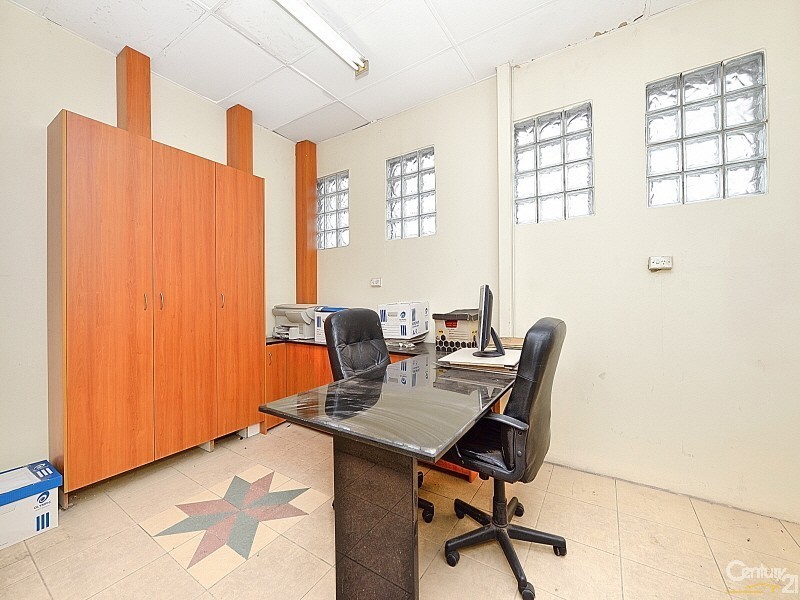 23-25 WINDSOR ROAD, Northmead NSW 2152