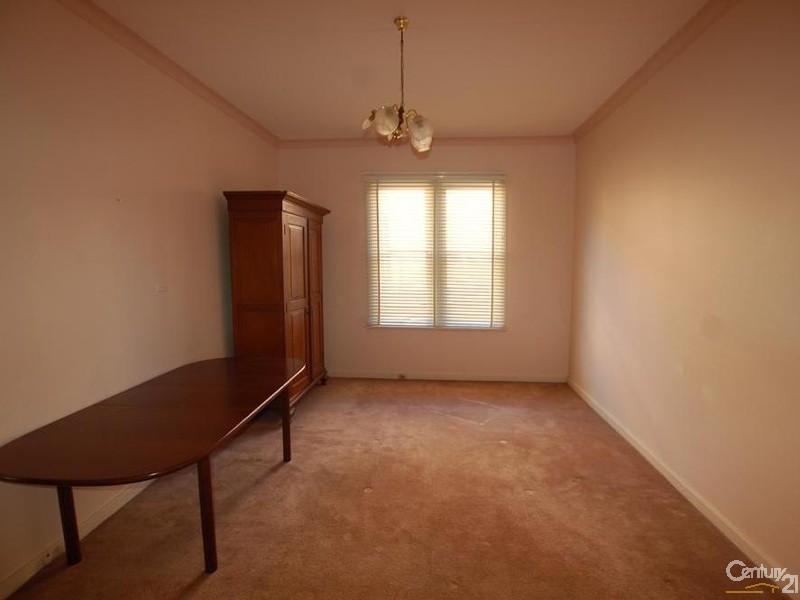 32 Alexandria Ave, Eastwood NSW 2122