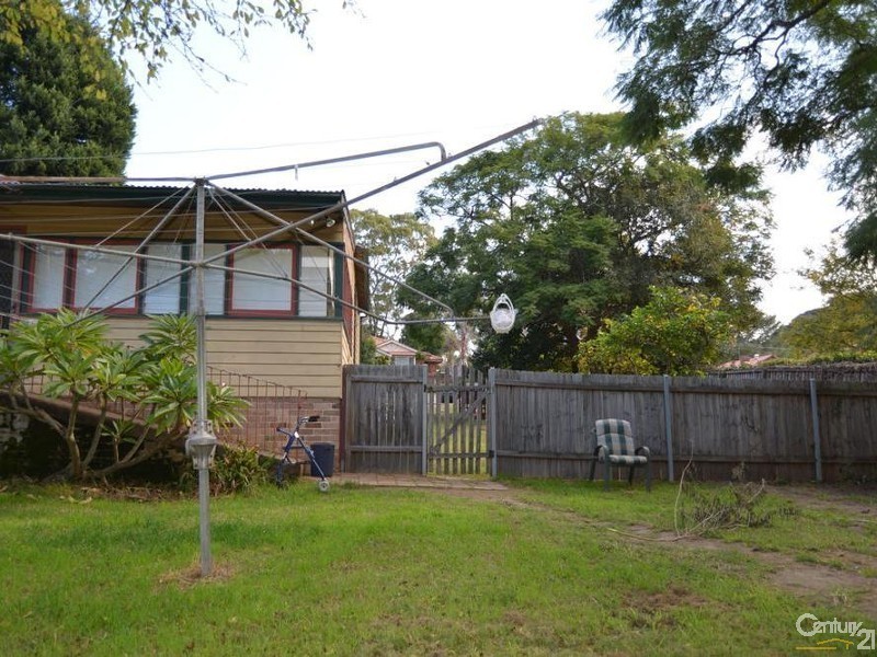 32 Alexandria Ave, Eastwood NSW 2122