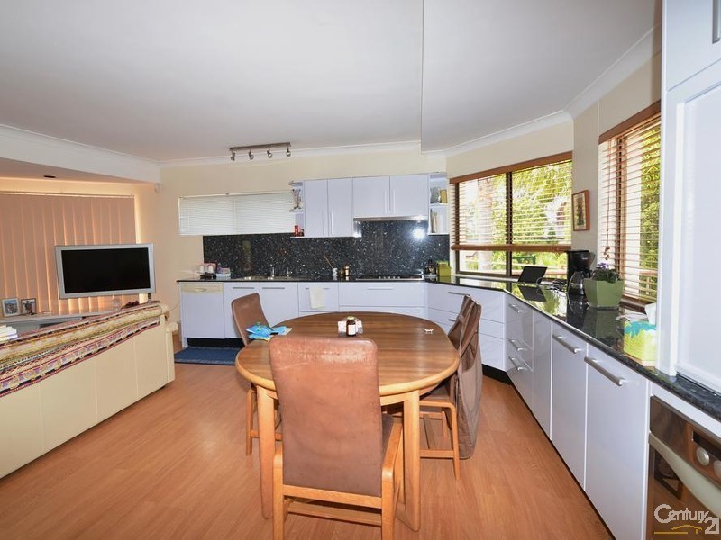 49 John Oxley Drive, Frenchs Forest NSW 2086