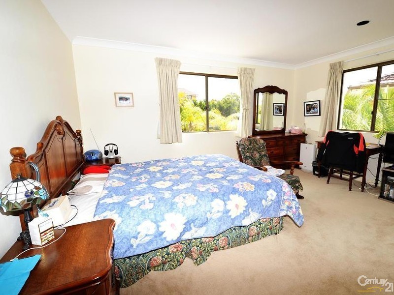 49 John Oxley Drive, Frenchs Forest NSW 2086