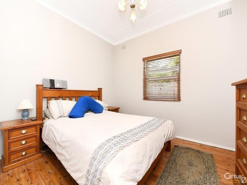 663 Blaxland Road, Eastwood NSW 2122