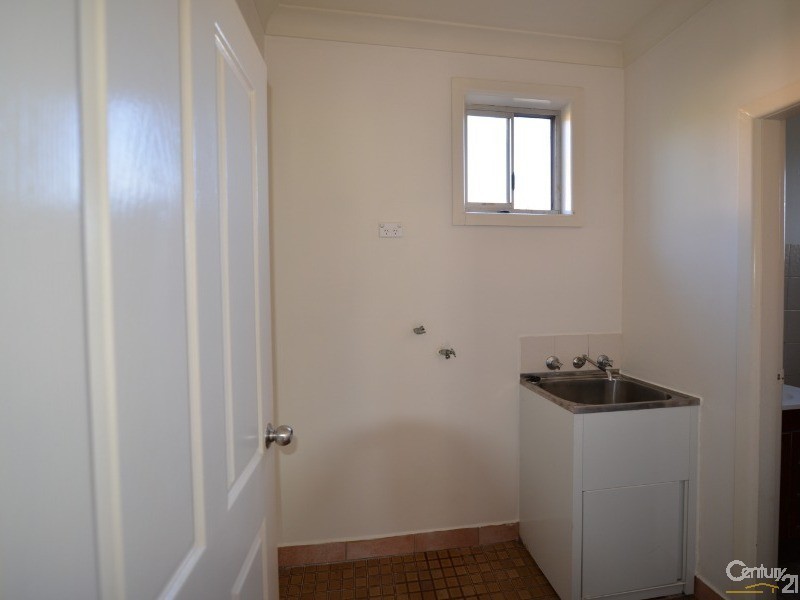 46  Louis St, Granville NSW 2142