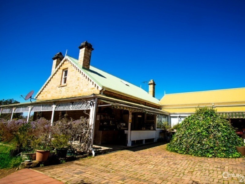 1  Everton Rd, Faulconbridge NSW 2776