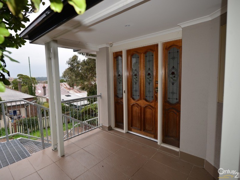 1/12 Barney Street, Drummoyne NSW 2047