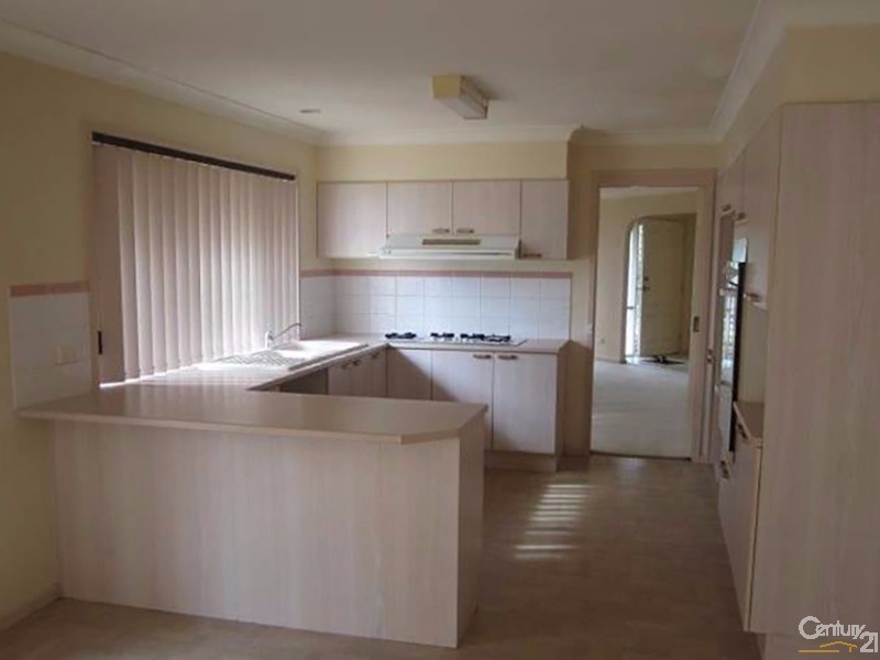 11 Cartwright Close, Glenmore Park NSW 2745