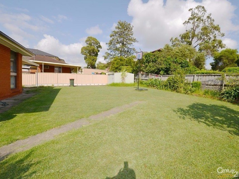 175 Cornelia Road, Toongabbie NSW 2146