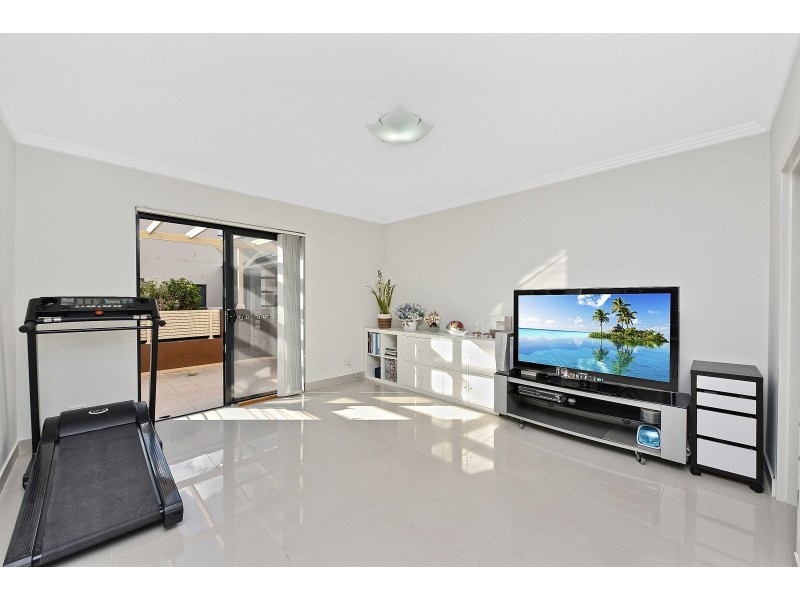 7/10-12 Adderton Rd, Telopea NSW 2117