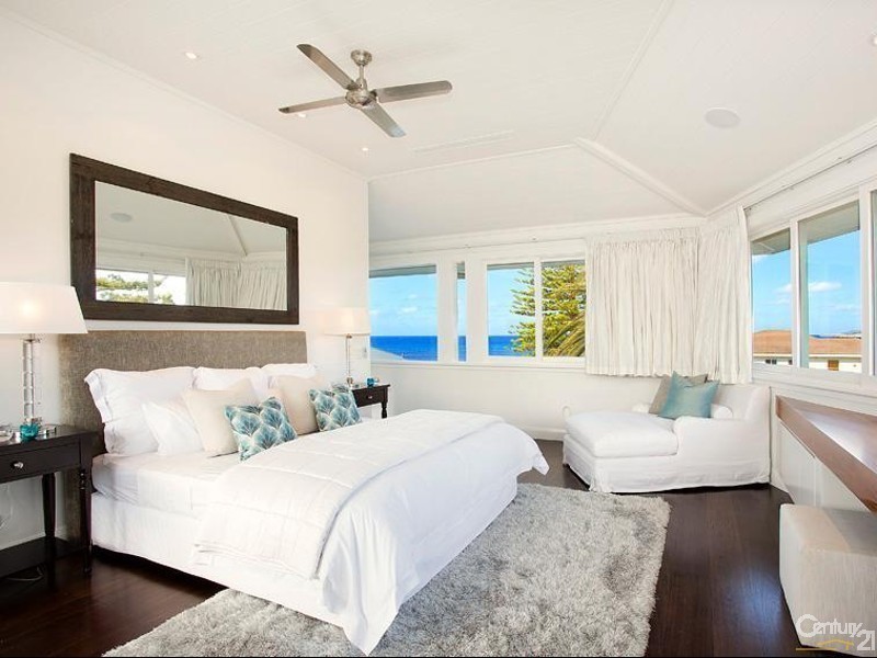 31 Beach Road, Collaroy NSW 2097