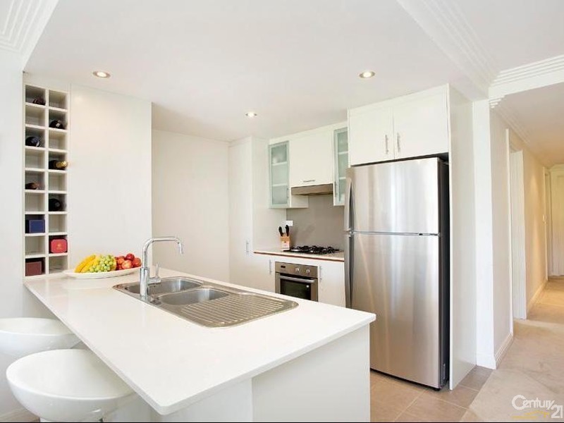 11/31-33 Sturdee Parade, Dee Why NSW 2099