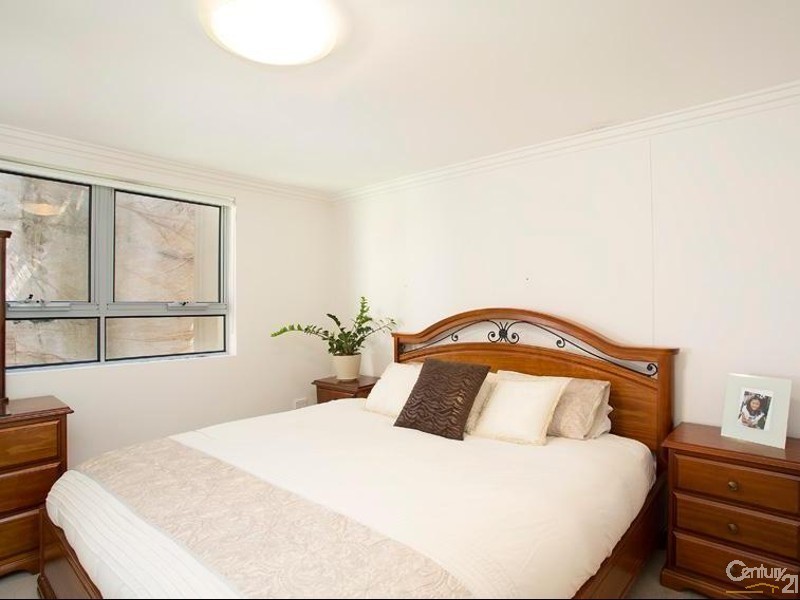 11/31-33 Sturdee Parade, Dee Why NSW 2099