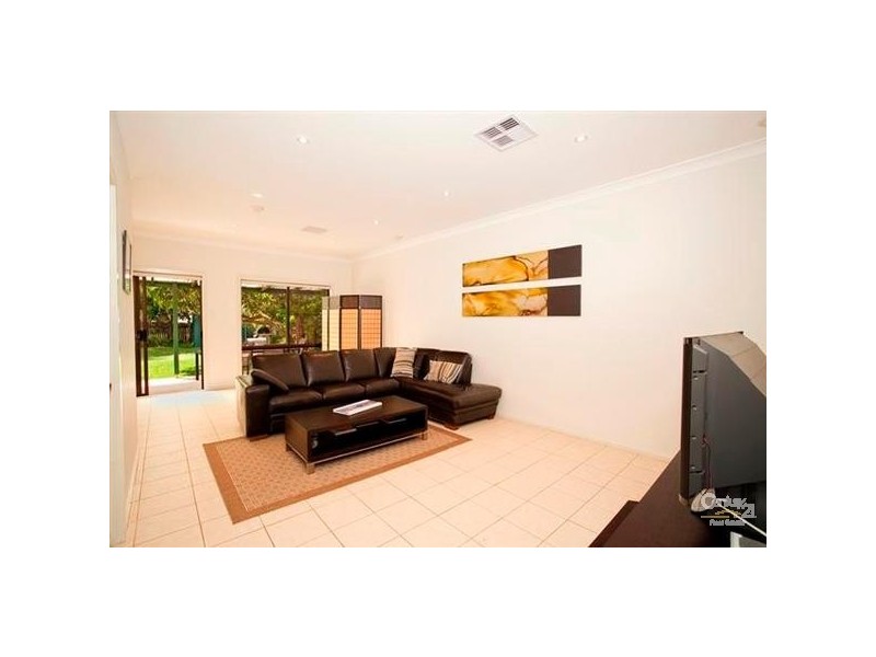 1 Spring Road, North Curl Curl NSW 2099
