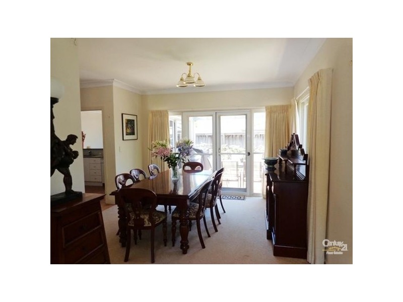 2 Illaroo Place, Mona Vale NSW 2103