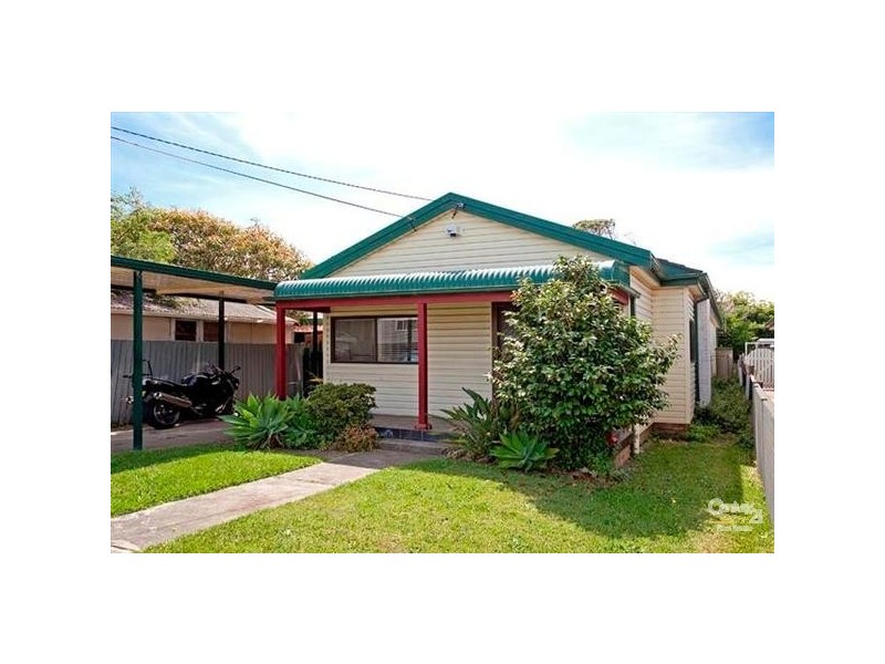 1 Spring Road, North Curl Curl NSW 2099