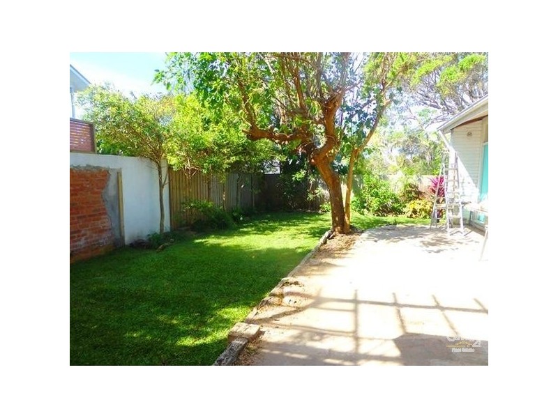 11A Beach Road, Collaroy NSW 2097