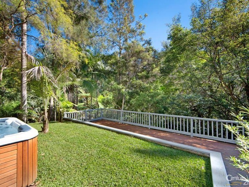 64 Towradgi Street, Narraweena NSW 2099