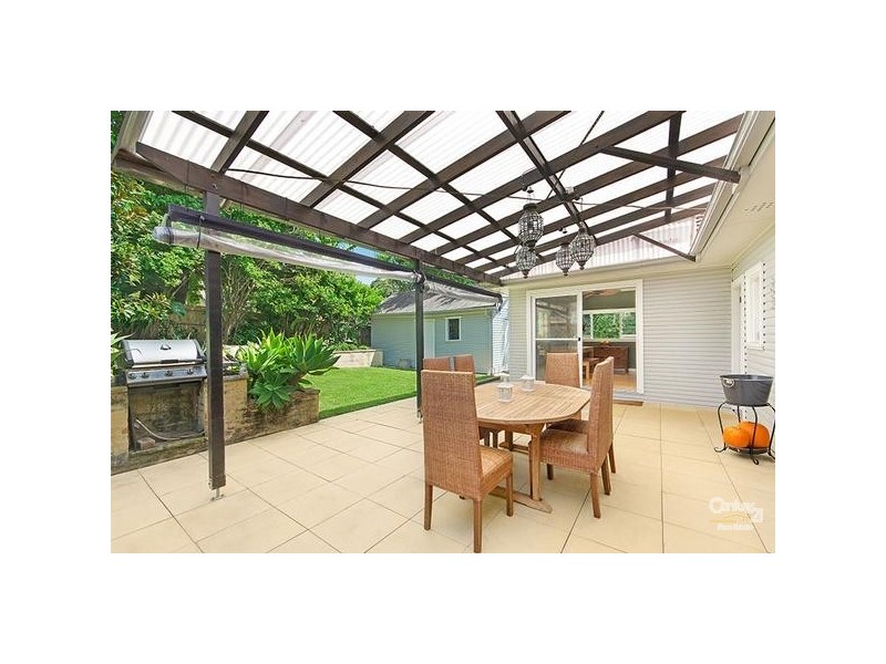 22A Arthur Street, Dee Why NSW 2099