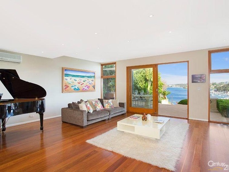 11 Avona Crescent, Seaforth NSW 2092