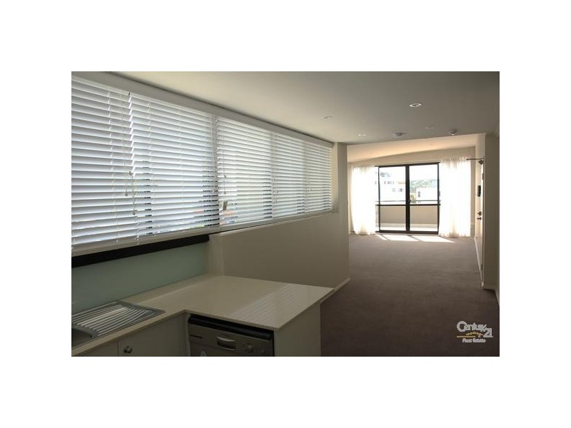 21/23 Howard Avenue, Dee Why NSW 2099