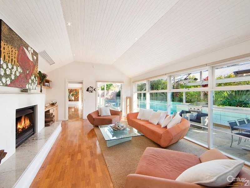 4 Beach Road, Collaroy NSW 2097