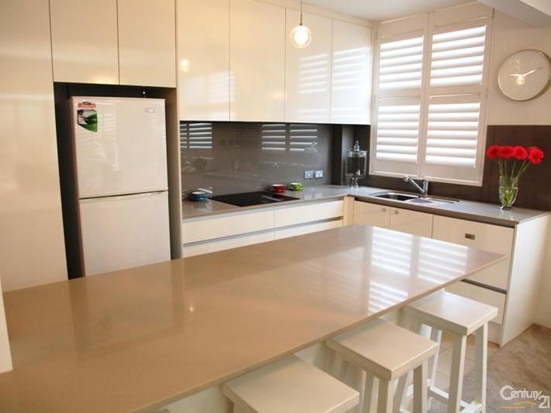 2/29 Lagoon Street, Narrabeen NSW 2101