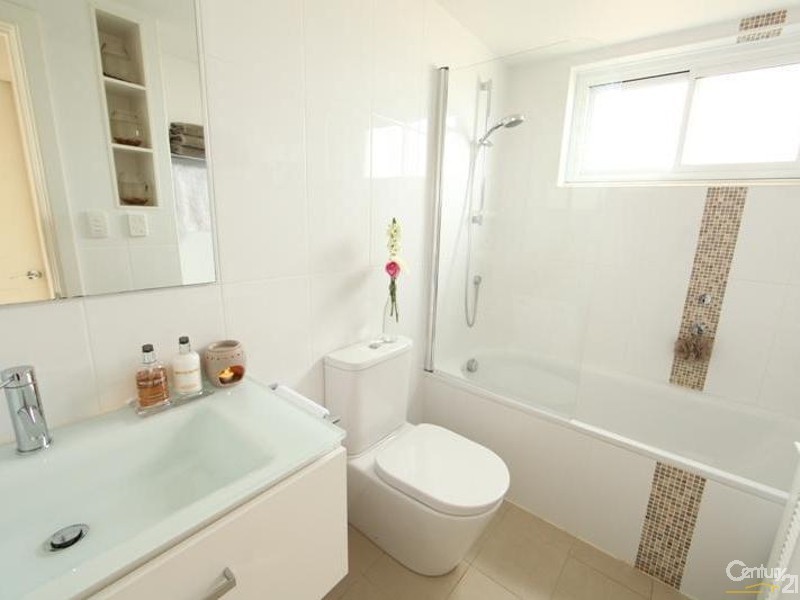 2/29 Lagoon Street, Narrabeen NSW 2101