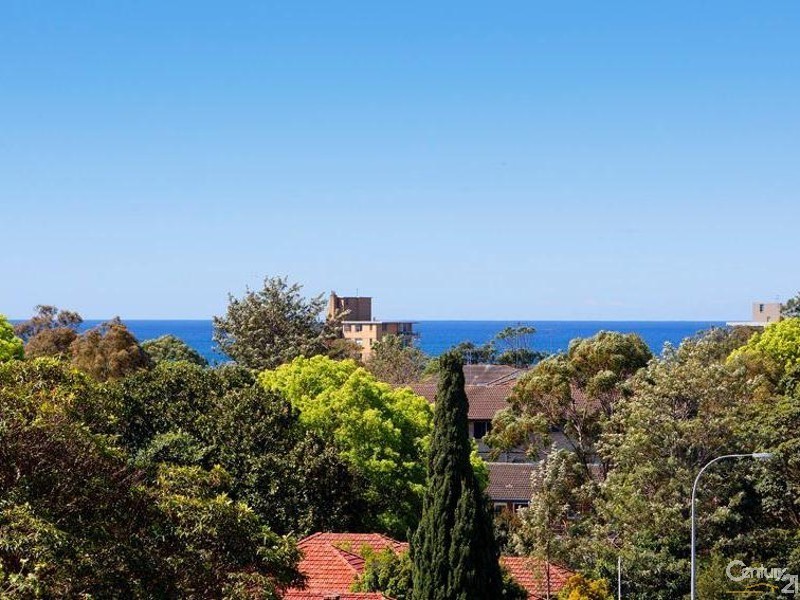 11/23 Howard Avenue, Dee Why NSW 2099