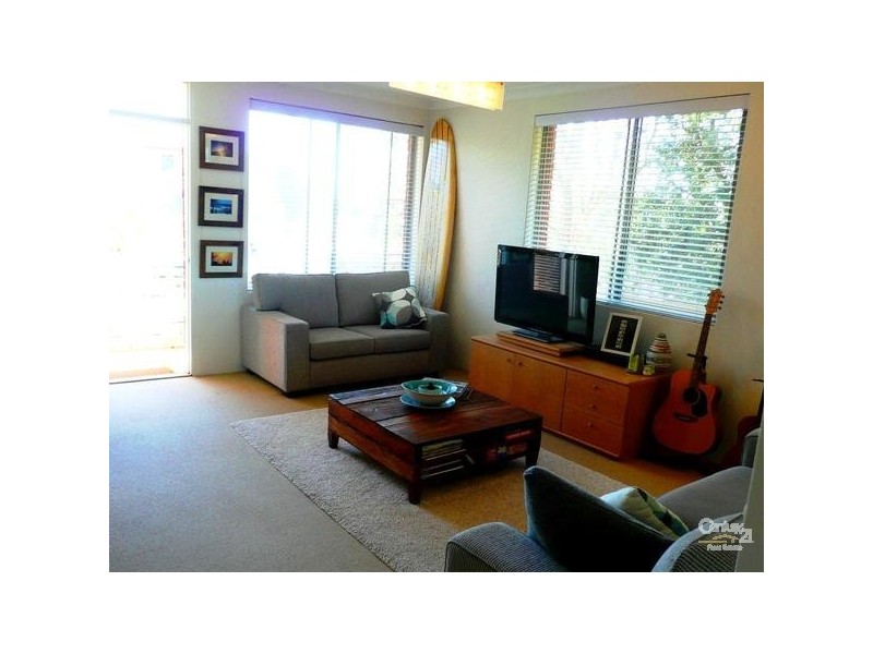 11/93-95 Howard Avenue, Dee Why NSW 2099