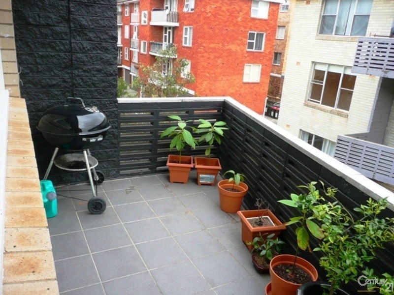 18/105 Oaks Avenue, Dee Why NSW 2099