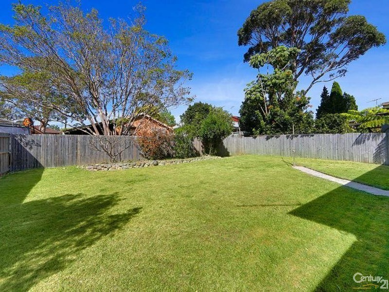 11 Reynolds Crescent, Beacon Hill NSW 2100